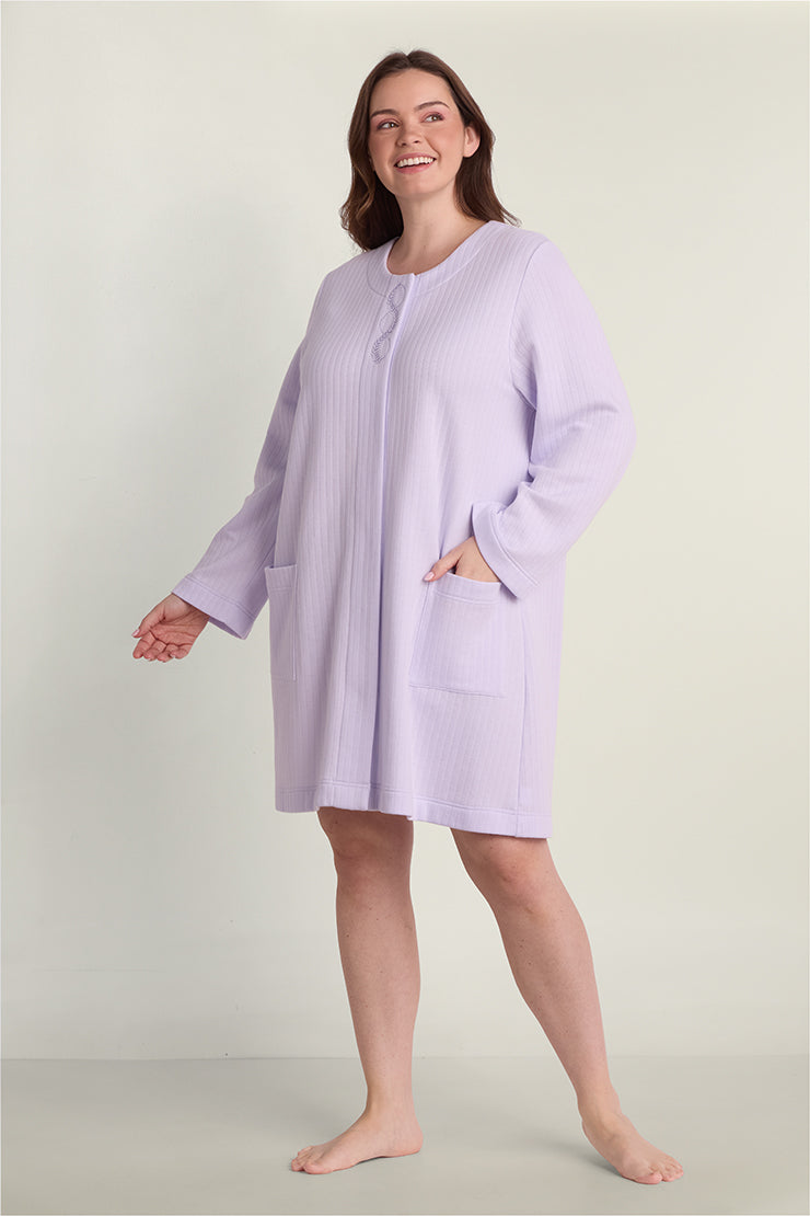 Quilt-In-Knit Short Robe